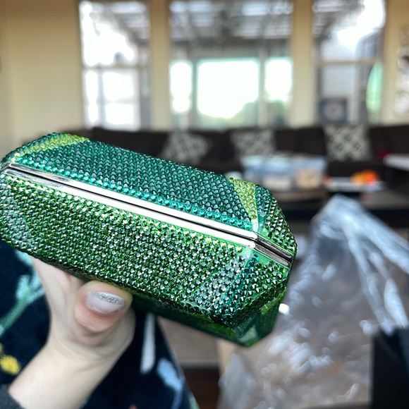 Judith Leiber Couture Slim Baguette Clutch, Silver Emerald Multi. Brand new, NWT - Picture 4 of 5